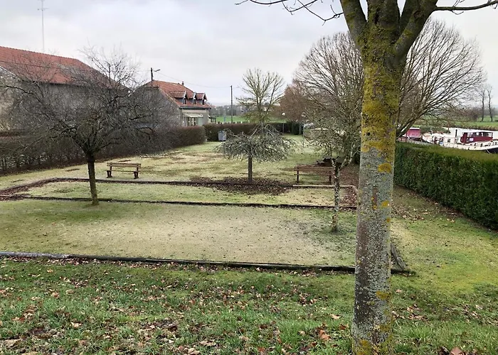 Quarto em Acomodações Particulares Du Port Lacroix-sur-Meuse